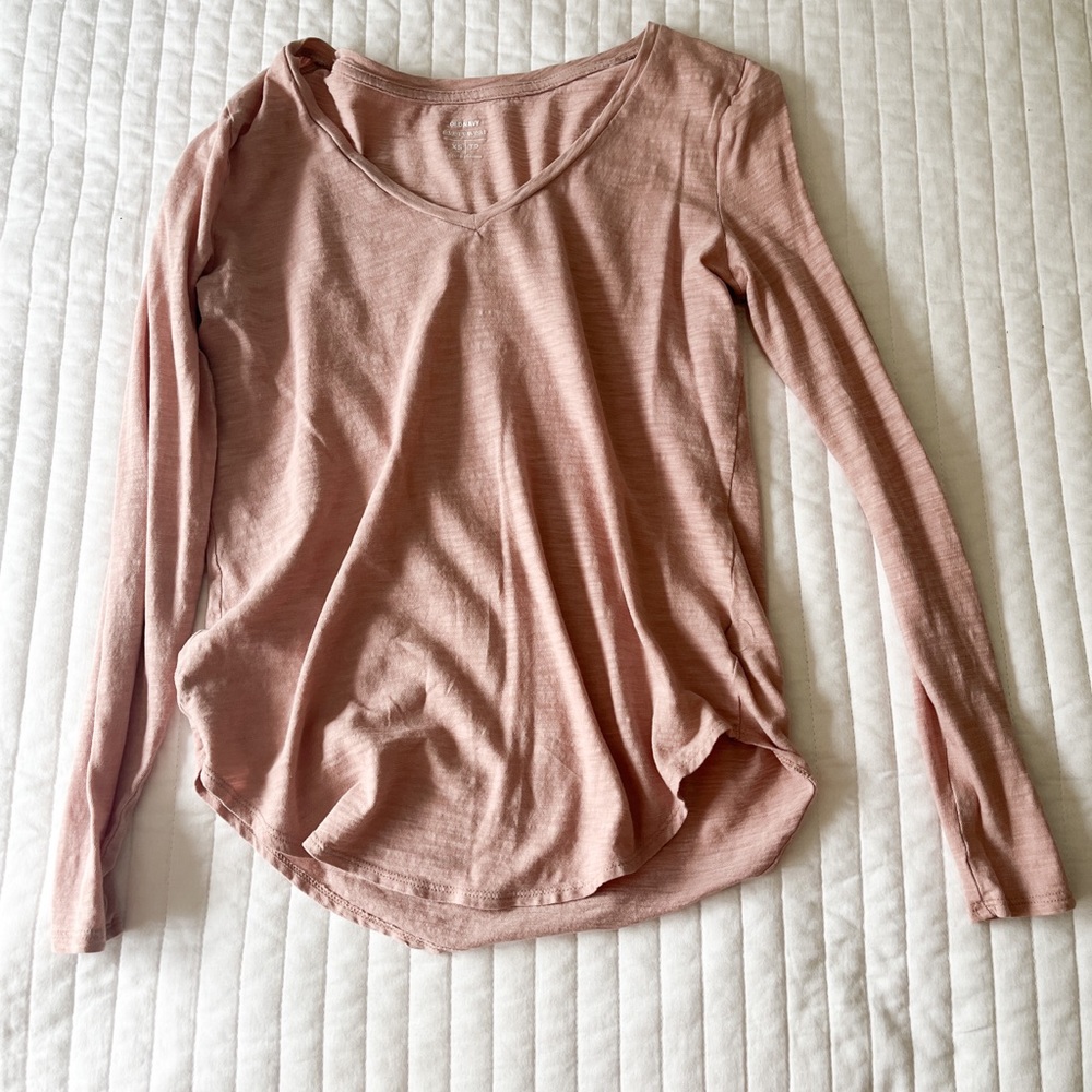 Dusty rose pink Old Navy Shirt